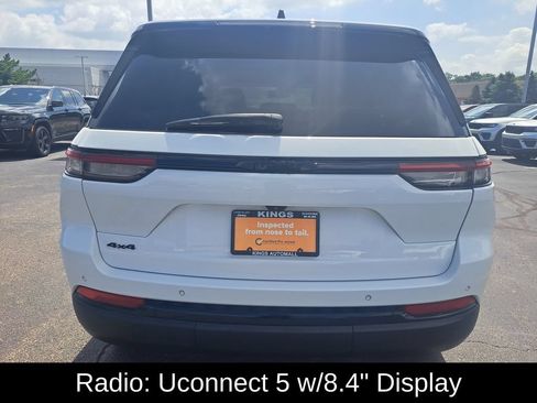 Certified 2023 Jeep Grand Cherokee Altitude AWD/4WD image 5