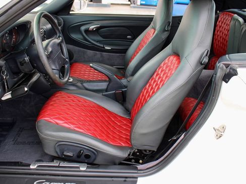 Used 2000 Porsche 911 Cabriolet image 14