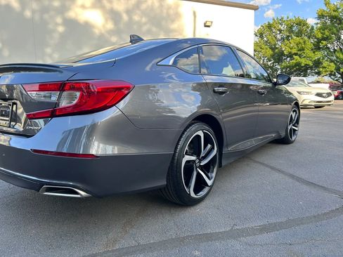 Used 2020 Honda Accord Sport image 3