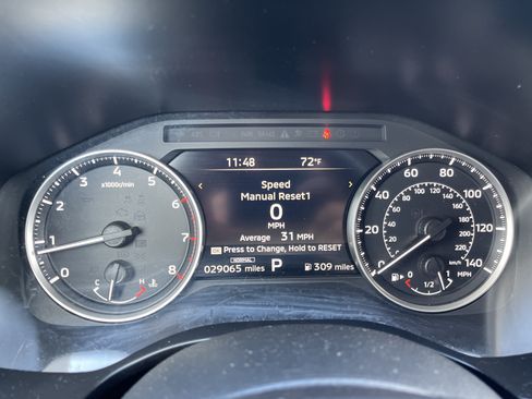 Used 2025 Mitsubishi Outlander SE AWD/4WD image 22