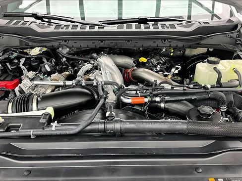 New 2026 Ford F250 Platinum w/ Tremor Off-Road Package AWD/4WD image 12