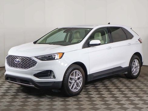 Used 2023 Ford Edge SEL w/ Convenience Package AWD/4WD image 8