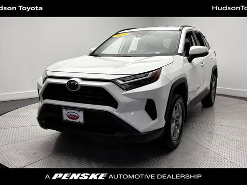 Used 2024 Toyota RAV4 XLE w/ Weather Package AWD/4WD image 1