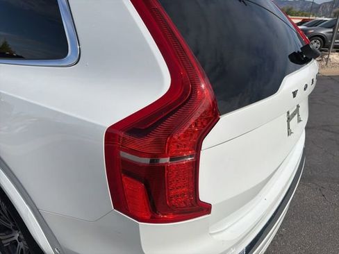 Used 2024 Volvo XC90 B5 Plus AWD/4WD image 25