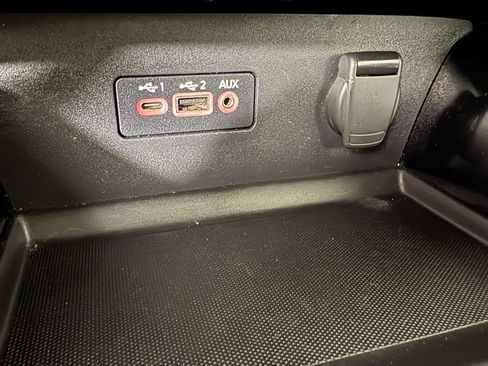 Used 2024 Nissan Altima 2.5 SV FWD image 61