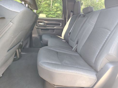 Certified 2025 RAM 2500 Big Horn AWD/4WD image 23