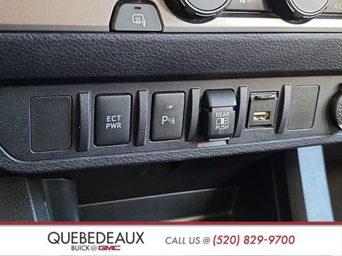 Used 2021 Toyota Tacoma SR5 RWD image 20