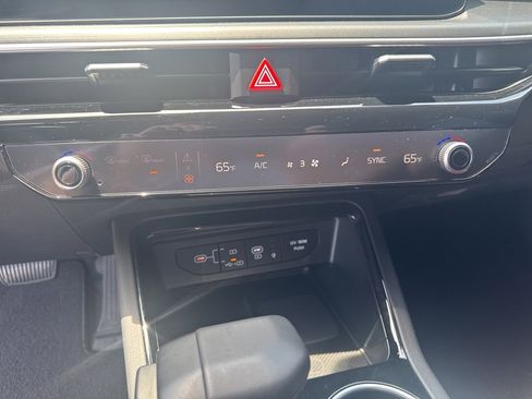 Used 2026 Kia K5 GT-Line w/ GT-Line Premium Package FWD image 26