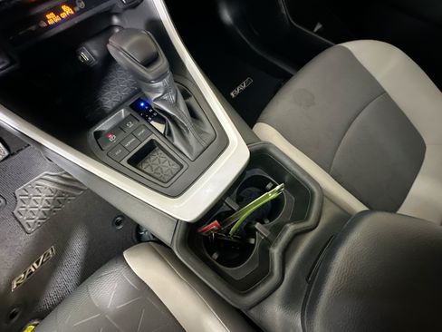 Used 2023 Toyota RAV4 XLE FWD image 22
