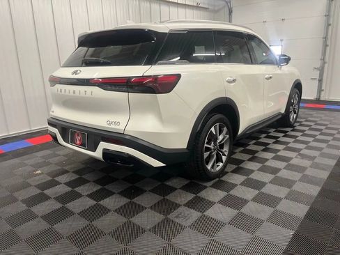 Used 2023 INFINITI QX60 Luxe AWD/4WD image 2