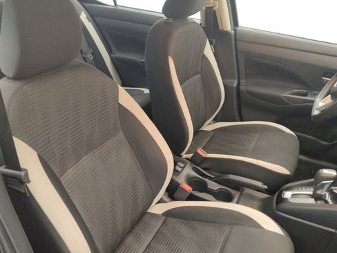Used 2021 Nissan Versa SV FWD image 21