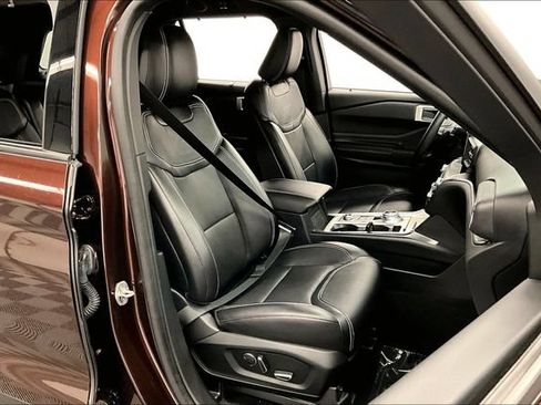 Used 2020 Ford Explorer ST AWD/4WD image 8