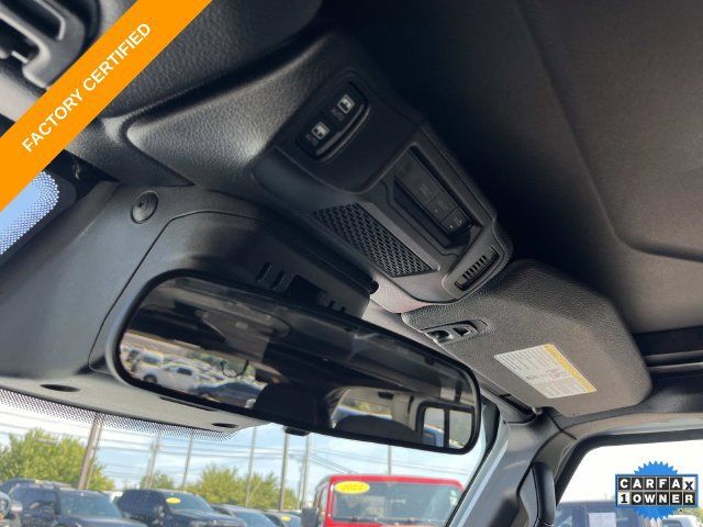 Used 2026 Jeep Wrangler Unlimited Sahara AWD/4WD image 34