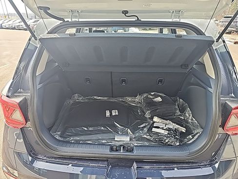 New 2026 Hyundai Venue SEL FWD image 32