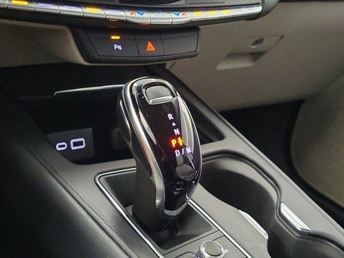 Certified 2022 Cadillac XT4 Luxury FWD image 26