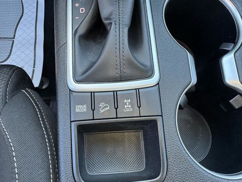 Used 2020 Kia Sportage LX image 20