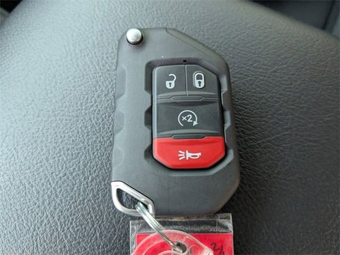 Used 2024 Jeep Wrangler Rubicon w/ Safety Group image 31