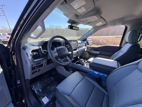 New 2026 Ford F150 Lariat w/ Equipment Group 501A Mid AWD/4WD image 31