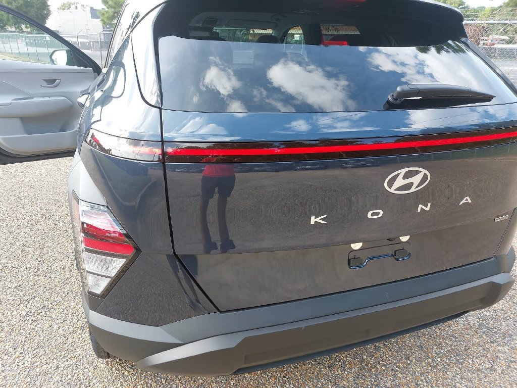 New 2027 Hyundai Kona SEL Sport AWD/4WD image 32