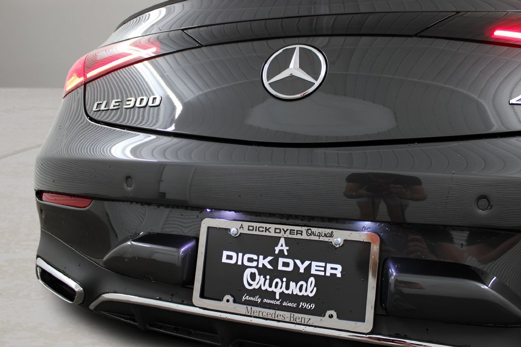 Used 2025 Mercedes-Benz CLE 300 4MATIC Coupe image 34