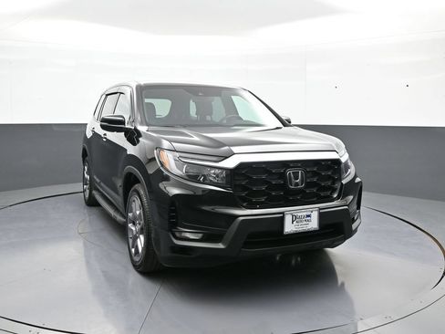 Used 2023 Honda Passport EX-L image 3