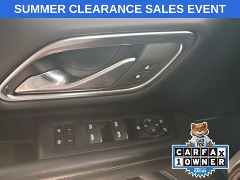 Used 2023 GMC Yukon SLT AWD/4WD image 10