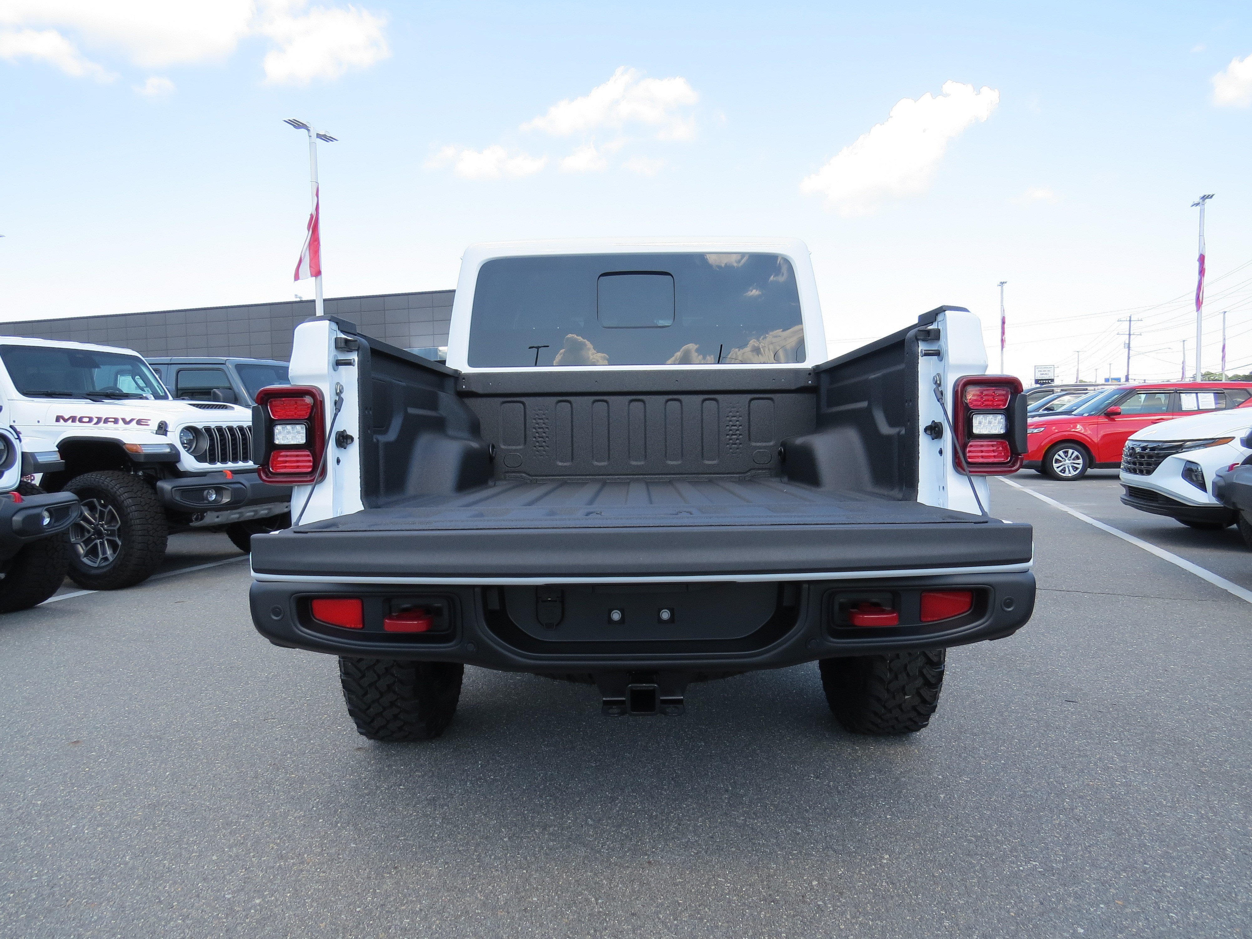 New 2026 Jeep Gladiator Rubicon AWD/4WD image 5