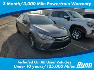 Used 2017 Toyota Camry SE FWD video 1
