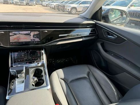Used 2023 Audi Q8 Prestige image 36