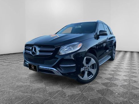 Used 2018 Mercedes-Benz GLE 350 GLE 350 Sport Utility 4D image 2