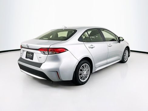 Used 2022 Toyota Corolla LE FWD image 9