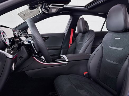 New 2026 Mercedes-Benz C 43 AMG 4MATIC Sedan image 16