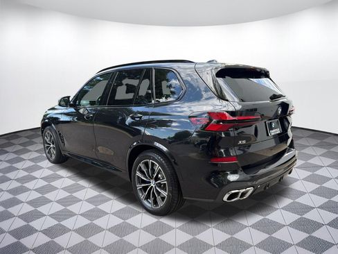 Used 2024 BMW X5 M60i AWD/4WD image 3