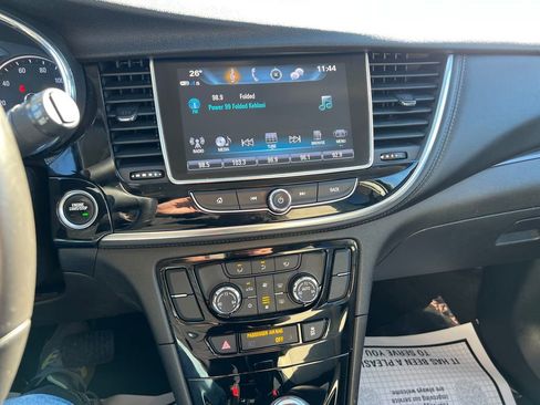Used 2018 Buick Encore Preferred image 21
