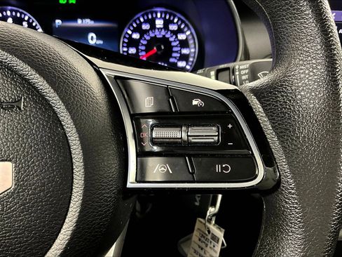 Used 2023 Kia Forte LXS FWD image 11