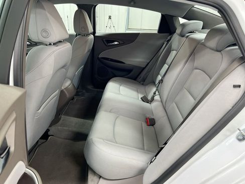 Used 2022 Chevrolet Malibu LS w/ Driver Confidence Package II FWD image 22