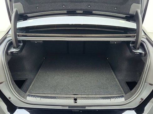 Used 2024 BMW 540i xDrive 540i xDrive w/ Premium Package image 29