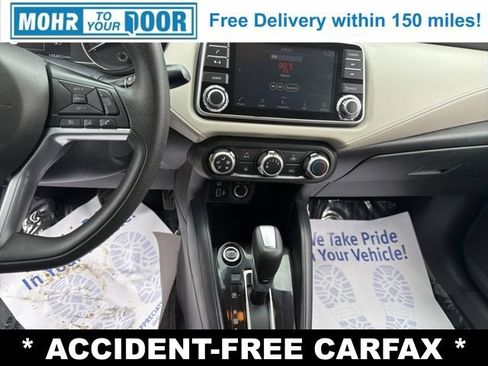 Used 2021 Nissan Versa SV FWD image 23