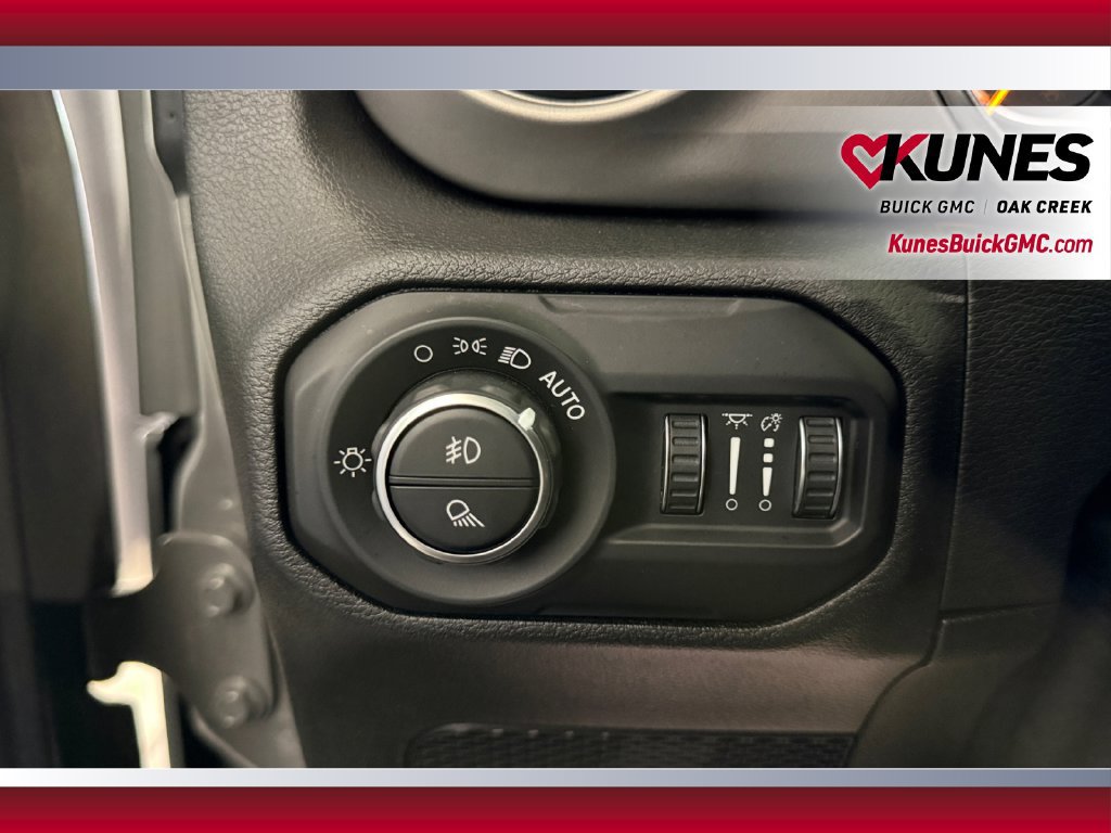 Used 2021 Jeep Gladiator Sport AWD/4WD image 15