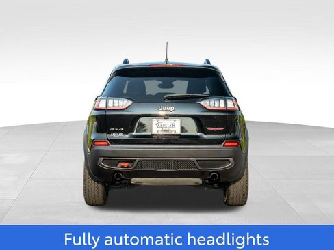 Used 2022 Jeep Cherokee Trailhawk image 6