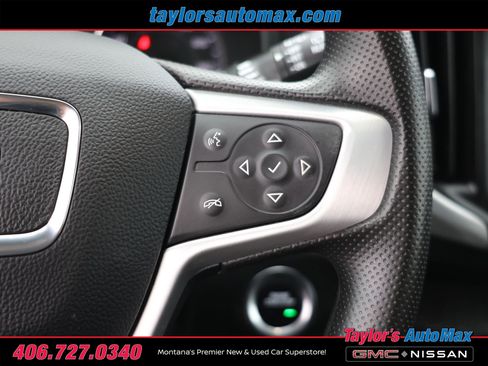 Used 2024 GMC Terrain SLE image 18