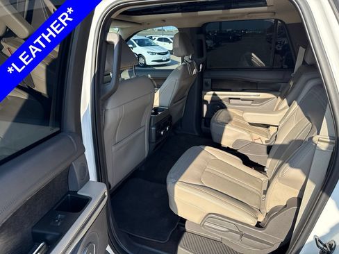 Used 2021 Ford Expedition Max Limited AWD/4WD image 6