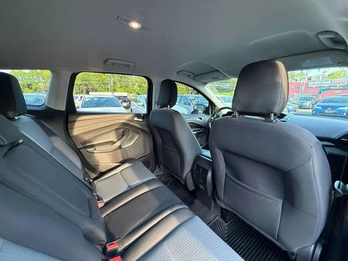 Used 2018 Ford Escape SE AWD/4WD image 44