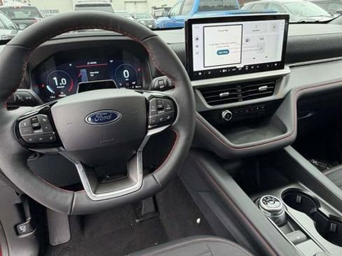 New 2026 Ford Explorer ST-Line w/ ST-Line Street Pack image 11