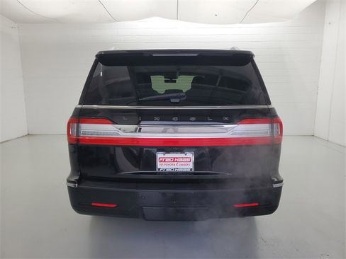 Used 2018 Lincoln Navigator Black Label image 6