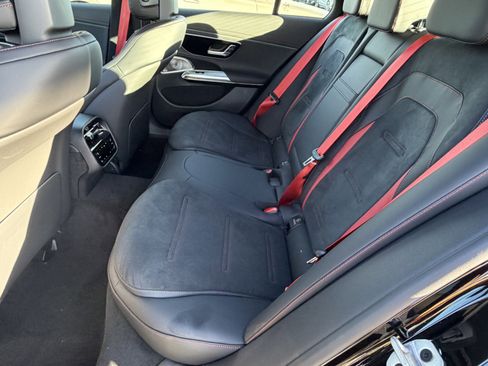 New 2026 Mercedes-Benz E 53 AMG e 4MATIC Sedan image 31