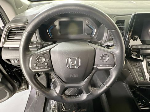 Used 2023 Honda Odyssey EX-L image 11