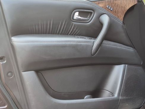 Used 2018 Nissan Armada Platinum w/ Captain Seat Package RWD image 18