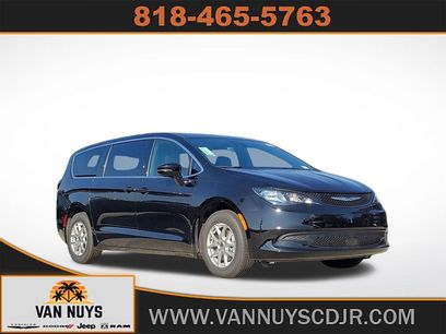 New 2025 Chrysler Voyager LX
