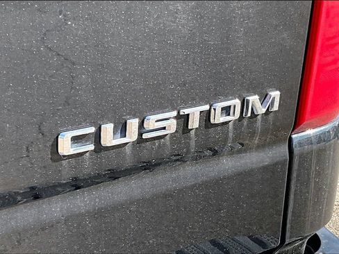 Used 2023 Chevrolet Silverado 1500 Custom AWD/4WD image 11